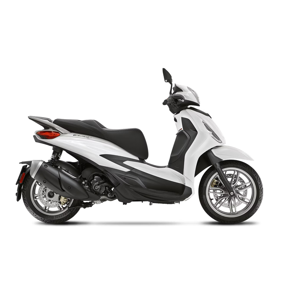 Piaggio_0000s_0033_ncpqxb3u06-01-m
